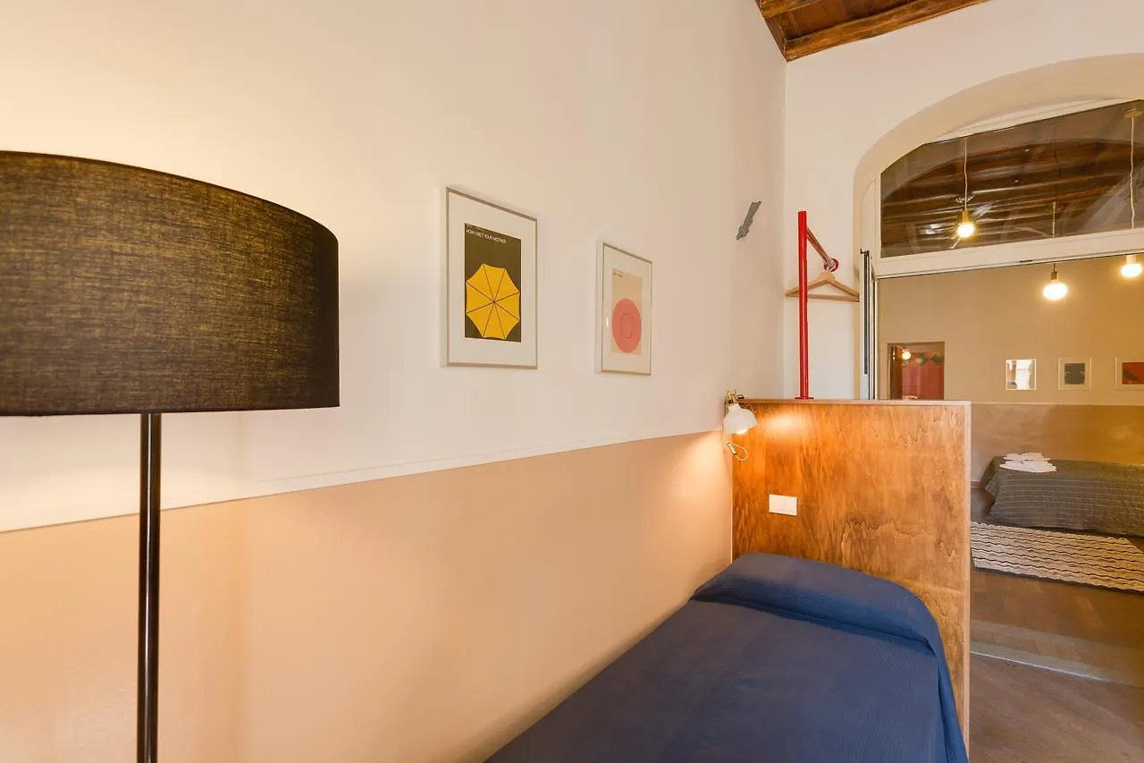 6 Bedroom Apartment Baullari Rome Italy