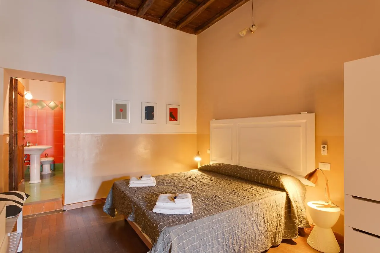 6 Bedroom Apartment Baullari Rome Italy